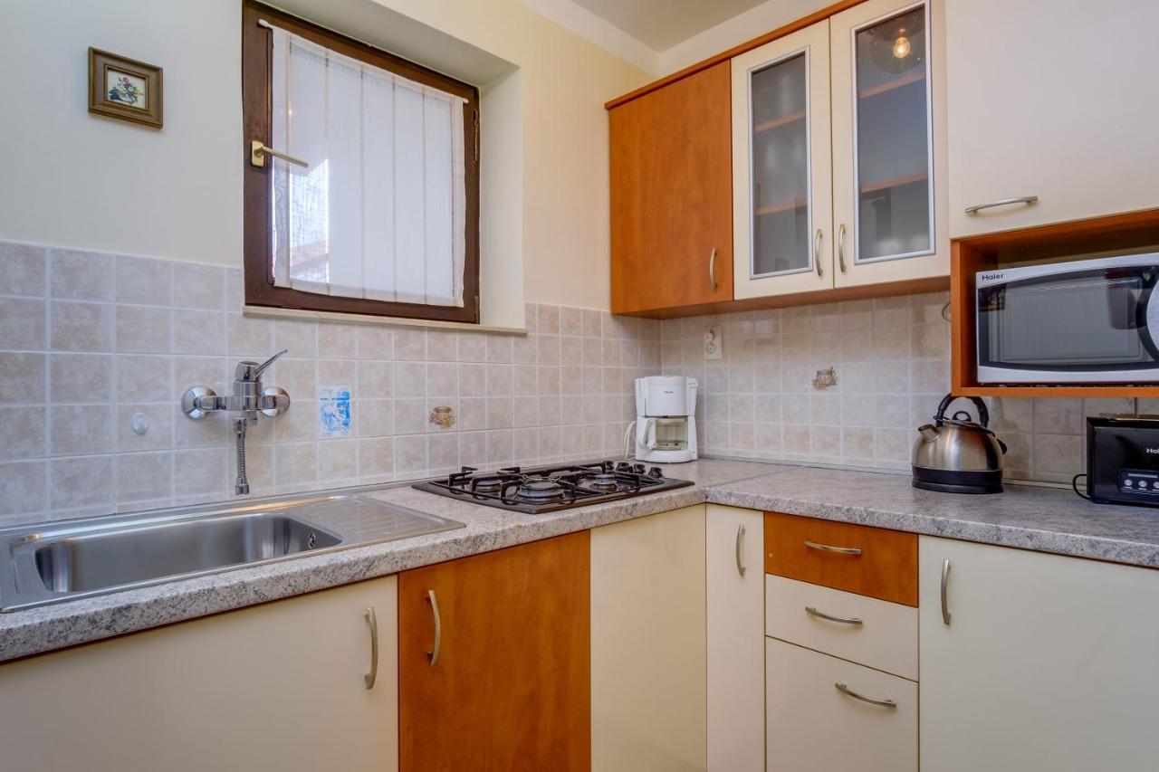 Apartments Anci Mali Lošinj Eksteriør billede